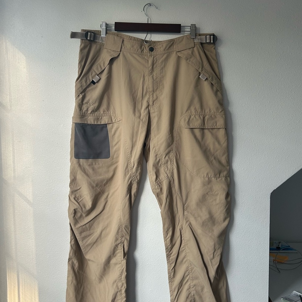 Like New Men’s Under Armour Tactical Cargo Pants XL
